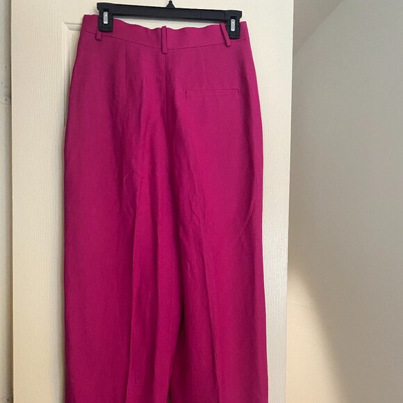 COS Wide-Leg Pleated Linen-Blend  Pants - Picture 2 of 9